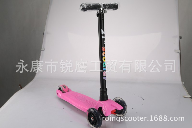 正品21st scooter四輪閃光腳踏塑料兒童滑板車 米多童車 踏板車工廠,批發,進口,代購
