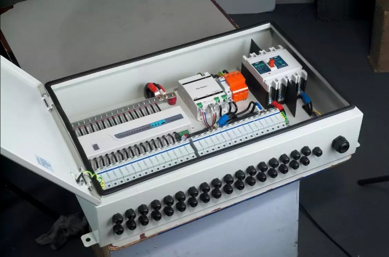 HLX-16PV光伏直流匯流箱16匯1智能匯流箱 集中式光伏項目配電開關批發・進口・工廠・代買・代購