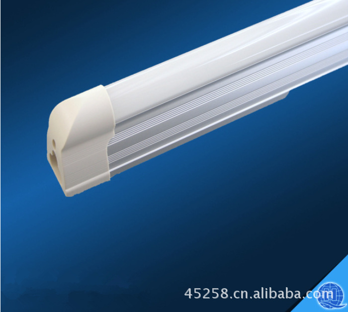 自產自銷高光效12瓦－T5-LED連身日光管(3528SMD 192PCS 120cm)批發・進口・工廠・代買・代購