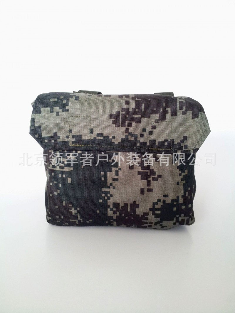 領軍者單肩斜挎防毒麵具包通用迷彩07迷彩工廠,批發,進口,代購