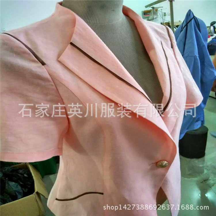 河北職業裝生產廠傢--職業裝  工裝 西服  工作服工廠,批發,進口,代購