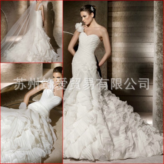 新款抹胸豪華大拖尾婚紗 新娘結婚禮服  廠傢直銷 質量保證工廠,批發,進口,代購