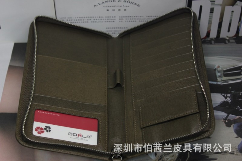廣州皮具廠傢加工定製真皮護照包批發。批發・進口・工廠・代買・代購