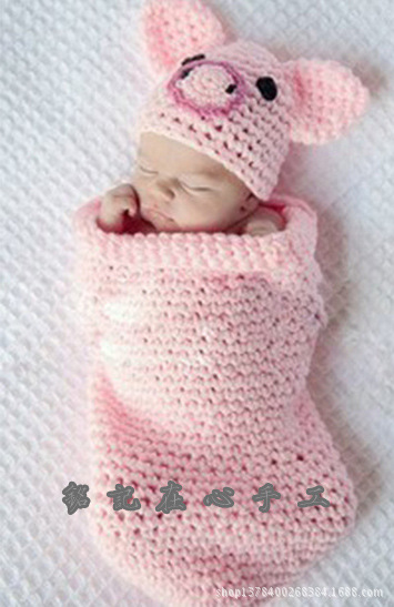 新款嬰幼兒百日照影樓攝影純手工編織可愛粉紅豬卡通造型睡袋批發批發・進口・工廠・代買・代購