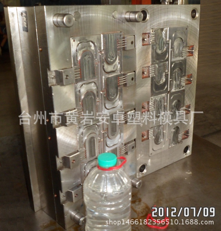 廠傢供應1出8腔 冷流道 5L水把手模具 礦泉水提手模具工廠,批發,進口,代購