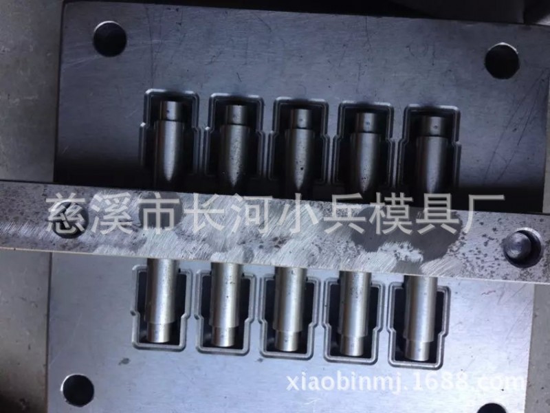 專業製造各類矽橡膠管模具 氟橡膠管模具 汽車橡膠管模具工廠,批發,進口,代購