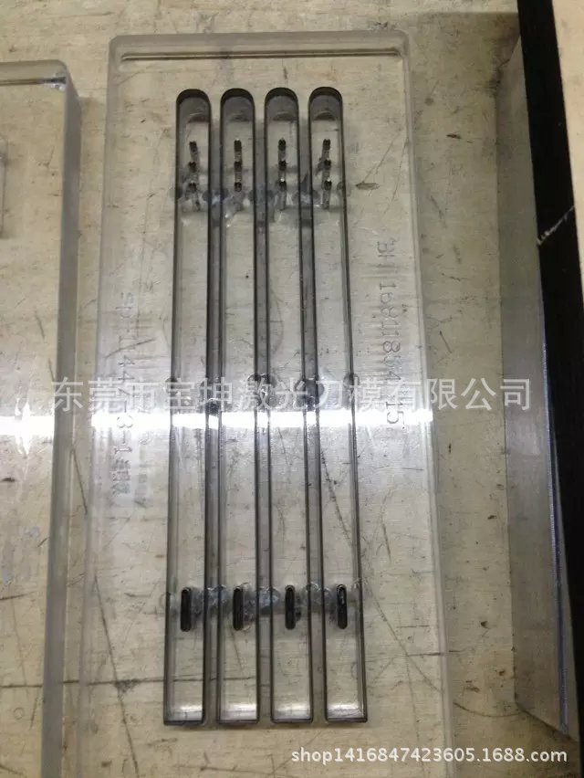 大量供應東莞黃江常平大朗樟木頭亞克力激光刀模沖壓模沖床工廠,批發,進口,代購