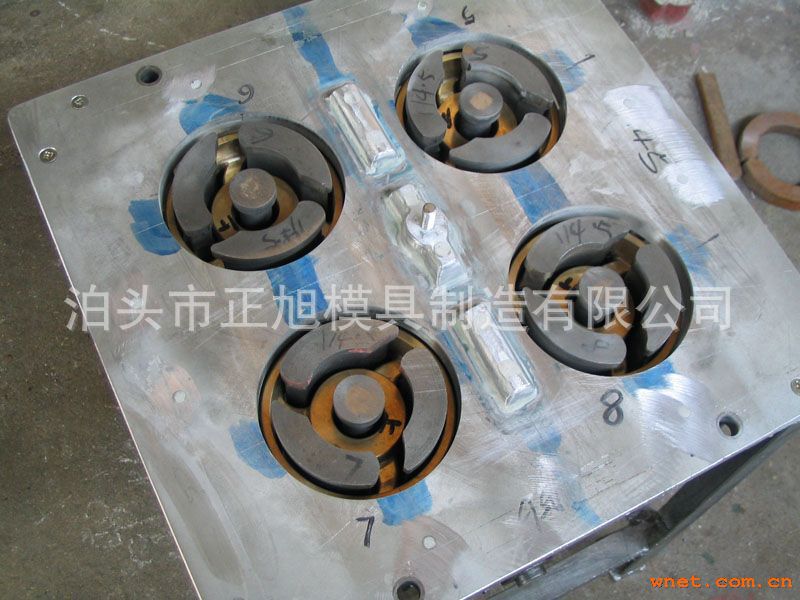 泊頭市正旭模具廠專業定做加工各種頂箱漏模模具 翻砂鑄造模具工廠,批發,進口,代購