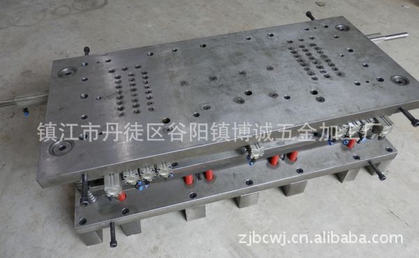 【廠傢直銷】供應各種規格優質電纜橋架模具 （圖）工廠,批發,進口,代購