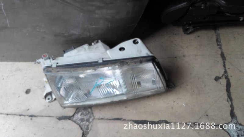 93年凌志LS400前大燈連身,原裝拆車件工廠,批發,進口,代購