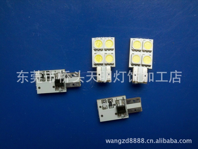 LED車燈，T10 5050 4SMD 無極 帶解碼功能，機表燈，牌照燈工廠,批發,進口,代購