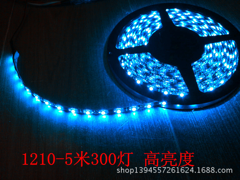 廠傢直銷 汽車LED長燈條 3528貼片燈 防水軟燈條 5米1210 300led工廠,批發,進口,代購