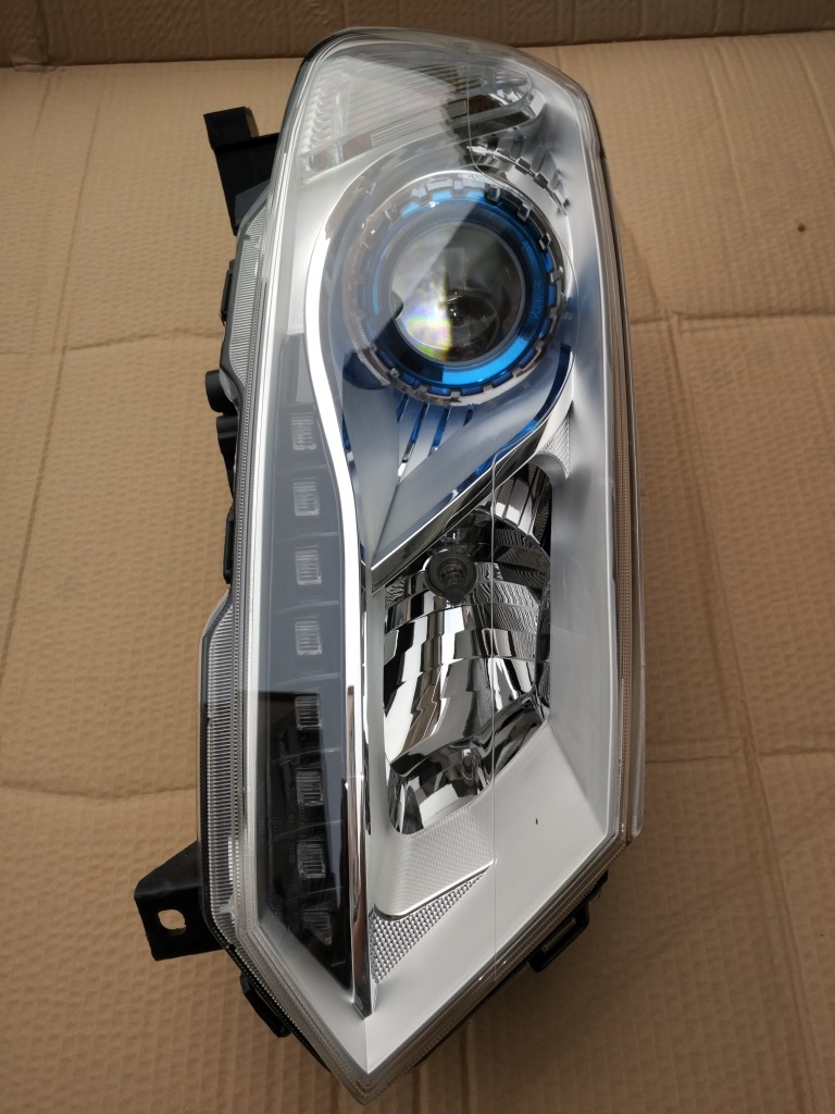 廠傢直銷眾泰低配藍光大燈 汽車前大燈 T600汽車前探照燈 前大燈工廠,批發,進口,代購