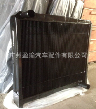 Nissan radiator 21410-07Z67 三菱攪拌車水箱工廠,批發,進口,代購