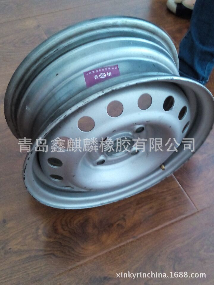 廠傢供應 薩塔納轎車輪轂 鋼圈 165/70R13 質量保證工廠,批發,進口,代購