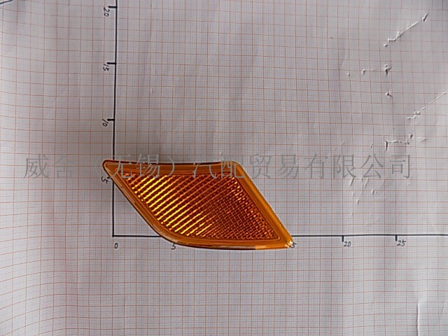 奔馳 W204 08 旁燈 左邊 黃色TYC OEM品質 來自臺灣 遠銷歐美工廠,批發,進口,代購