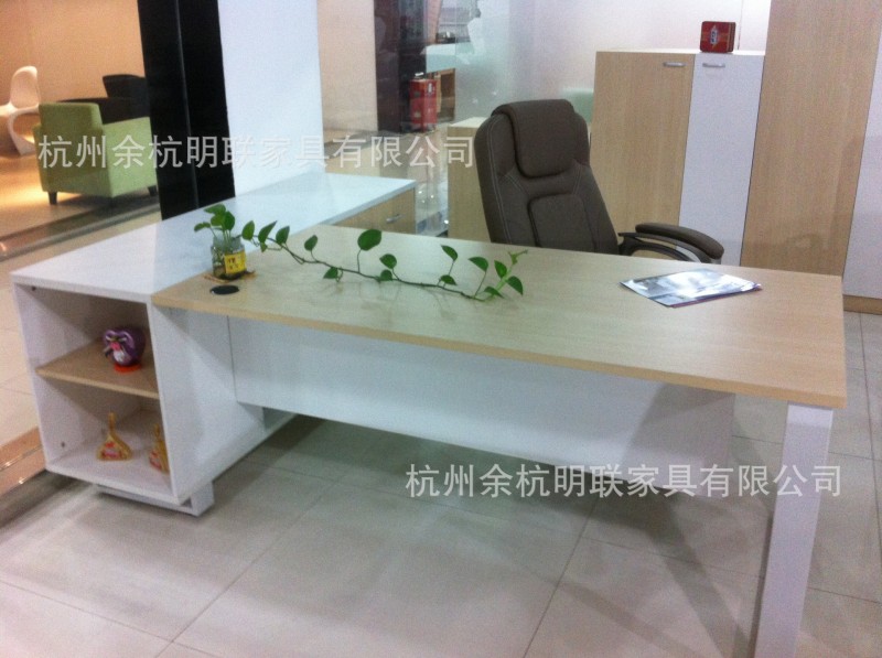 杭州辦公傢具老板桌 歐式總裁桌 時尚板式大班桌廠傢直銷可定製工廠,批發,進口,代購