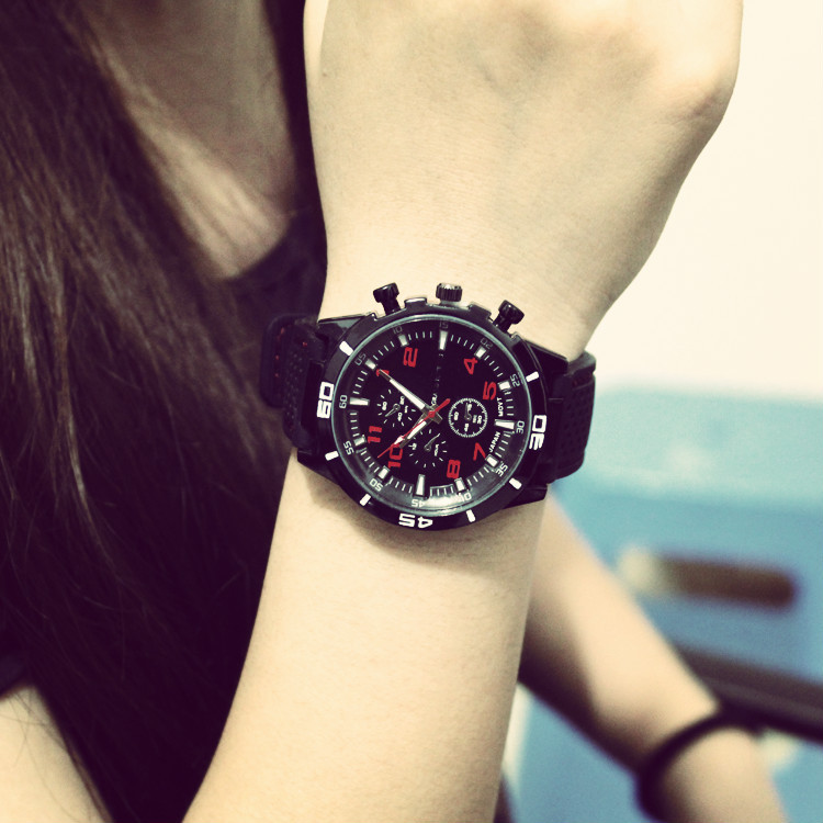 韓國時尚原宿風女大學生手錶韓版男士大表盤矽膠手錶情侶手錶批發工廠,批發,進口,代購