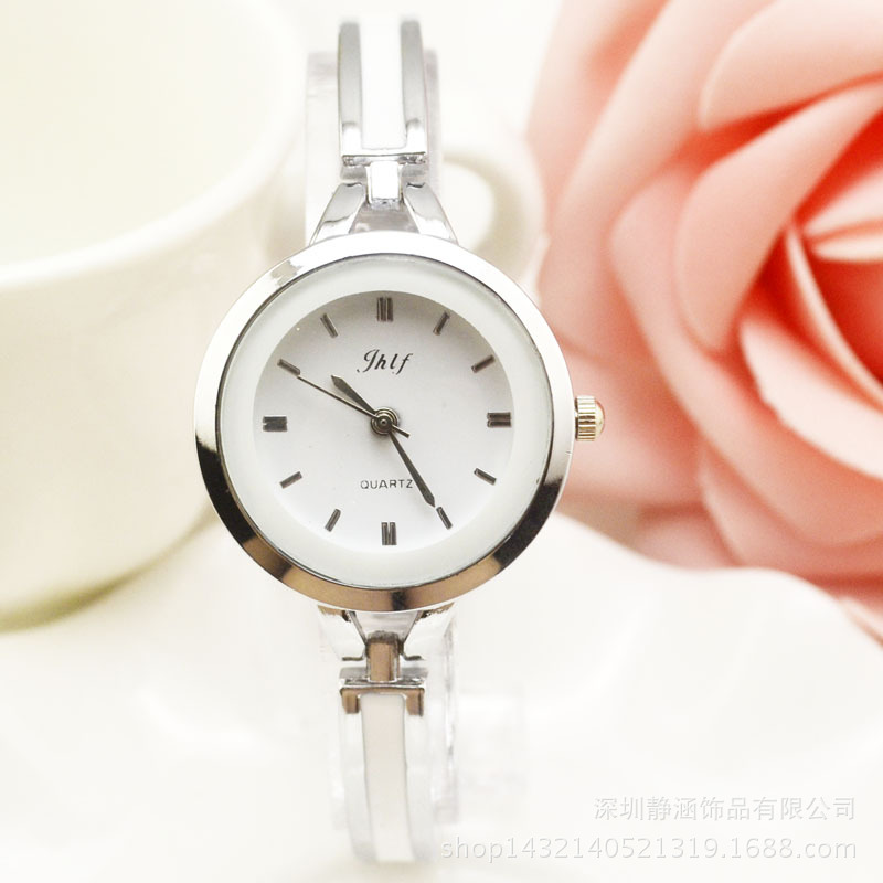 速賣通熱銷爆款歐美韓版潮流時尚女士手錶批發時裝表手鏈表手鐲表工廠,批發,進口,代購