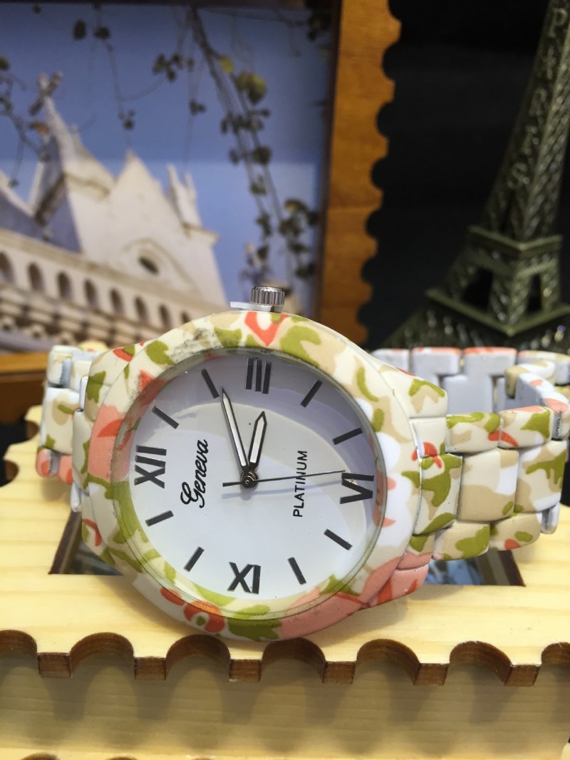 2015年時尚玫瑰花鋼帶手錶 日內瓦geneva印花合金手錶男女士手錶批發・進口・工廠・代買・代購