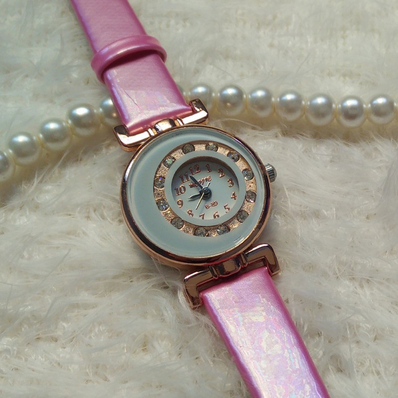 2015最新廠傢直銷 韓版 真皮 可愛女款 電子手錶批發・進口・工廠・代買・代購