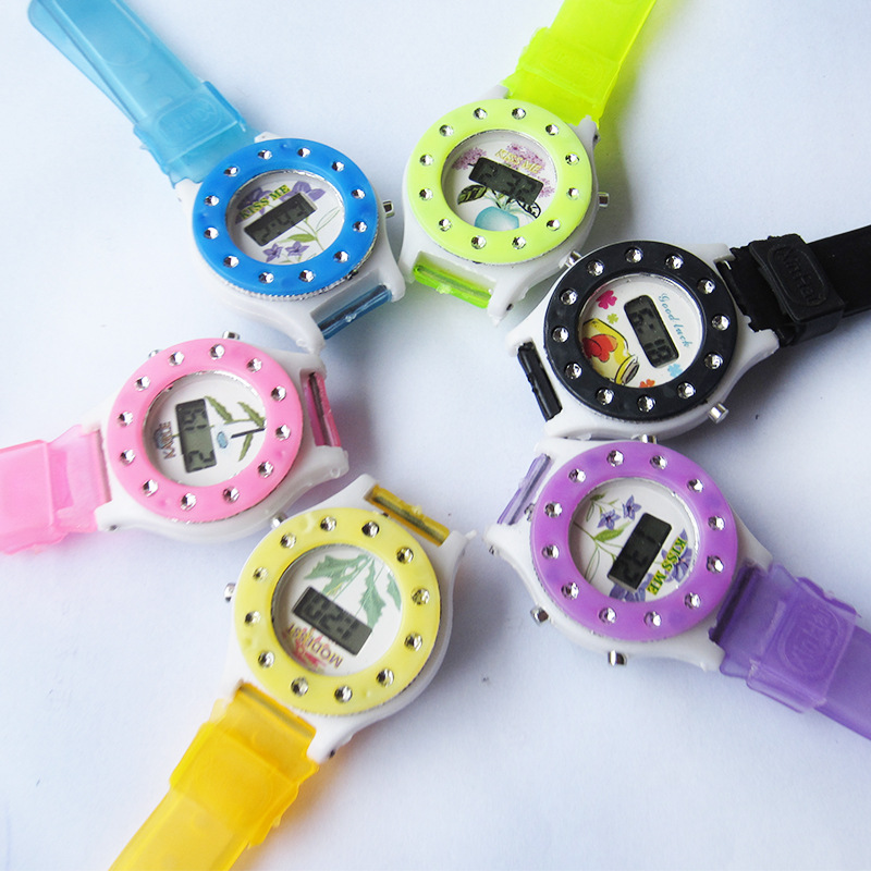工廠潮流時尚學生時尚休閒手錶 女孩塑料圓型數字顯示電子手錶工廠,批發,進口,代購
