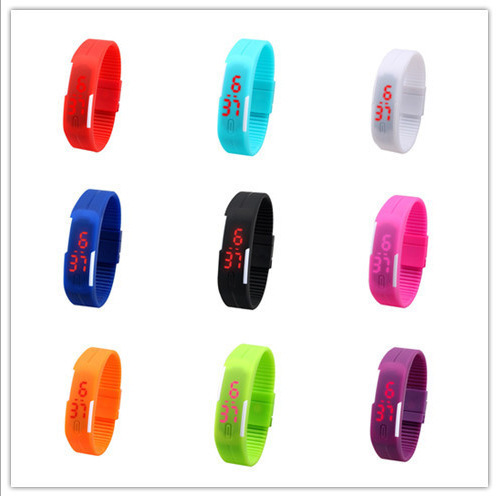 廠傢直銷觸屏矽膠LED手環表個性防水情侶學生觸屏手錶外貿爆款批發・進口・工廠・代買・代購