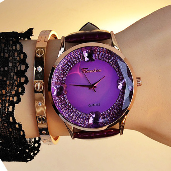 新款時尚水鉆手錶供應代理加盟一件代發女士皮帶大表盤時裝表批發批發・進口・工廠・代買・代購