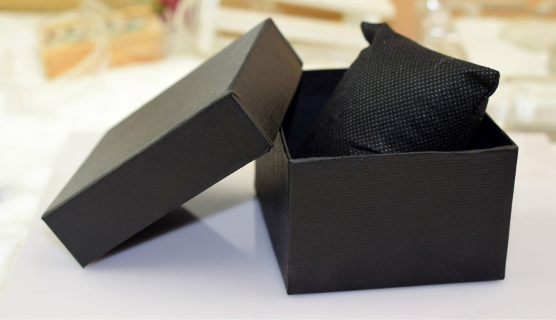 現貨方形黑色手錶盒子 帶小枕頭手錶包裝盒 禮品包裝盒批發・進口・工廠・代買・代購