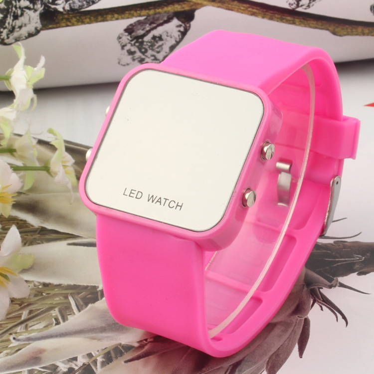 LED塑膠鏡子手錶批發時尚矽膠LED手錶鏡子麵手錶創意方形手錶腕表批發・進口・工廠・代買・代購