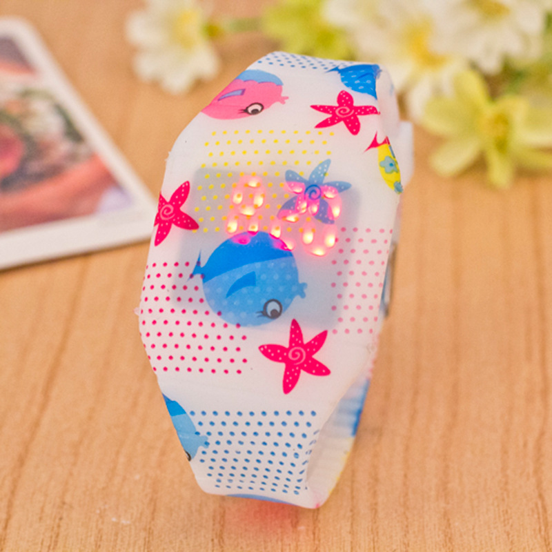 方形針扣塑膠兒童手錶 新款熱銷led電子手錶新品卡通兒童電子表批發・進口・工廠・代買・代購
