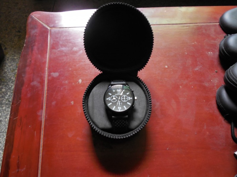 供應最新款式EVA手錶盒，手錶盒PU手錶盒拉鏈手錶盒手工EVA盒工廠,批發,進口,代購