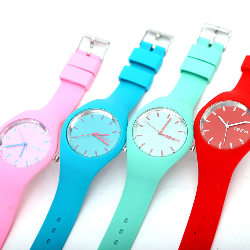 新品時尚手錶 新款時尚運動表 學生裝飾超薄矽膠石英表批發批發・進口・工廠・代買・代購