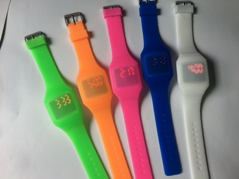 廠傢供應韓版時尚潮流矽膠超薄led電子禮品手錶 支持一件代發工廠,批發,進口,代購