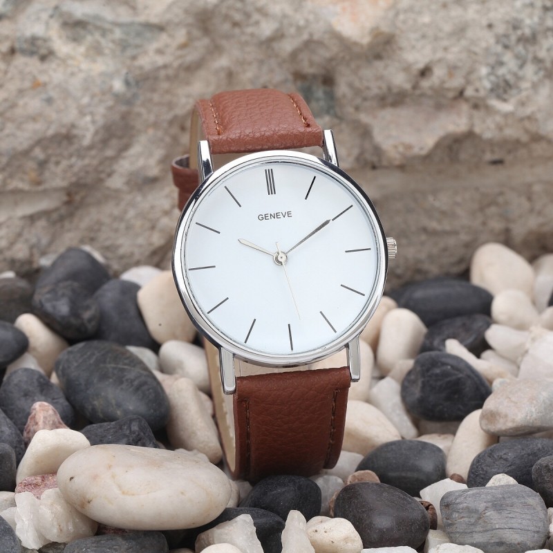 日內瓦銀色皮帶表 GENEVA印條釘表盤手錶 外貿手錶批發・進口・工廠・代買・代購
