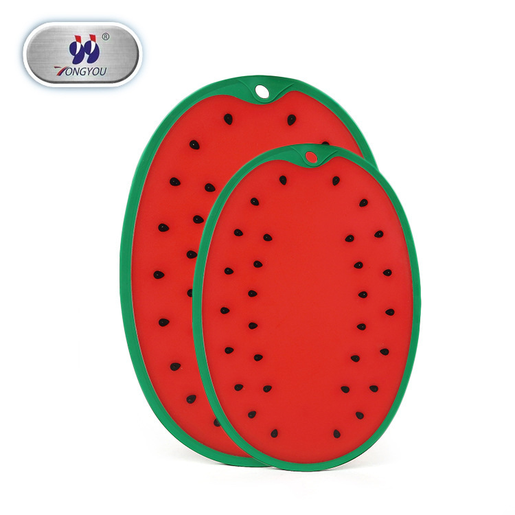 創意時尚健康小西瓜型切菜板 多色造型防滑菜板 水果形創意案板工廠,批發,進口,代購