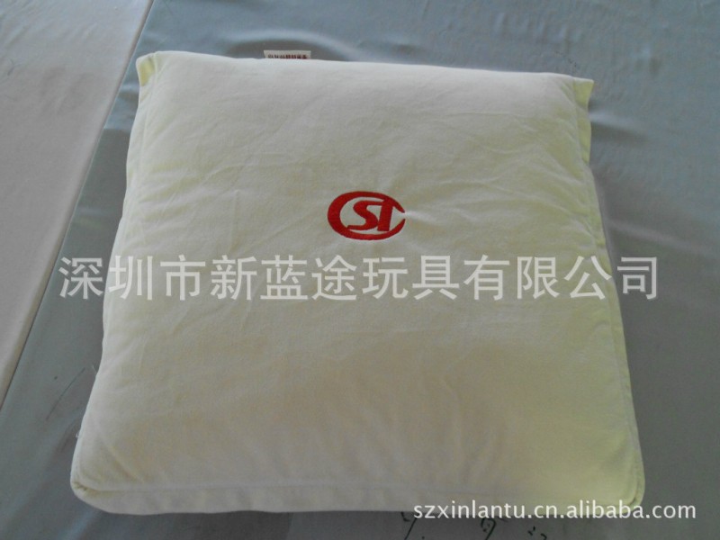爆款  適用性產品   大號180*150cm   米白色 兩用空調抱枕被批發・進口・工廠・代買・代購