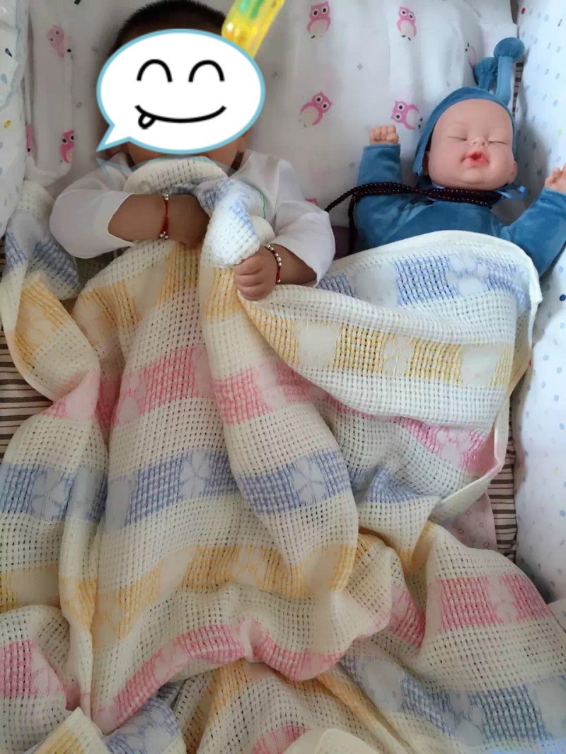 夏季新款寶寶純棉透氣蓋毯嬰幼兒紗佈空調被四層透氣洞洞毯無熒光批發・進口・工廠・代買・代購