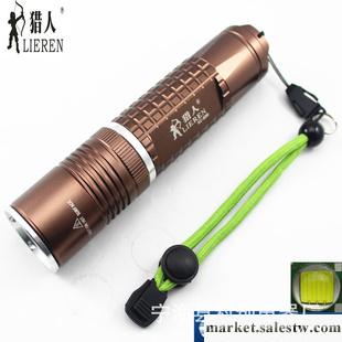 LED 鋁合金手電筒 T6強光手電筒 可用26650 18650 大功率10W 直筒批發・進口・工廠・代買・代購