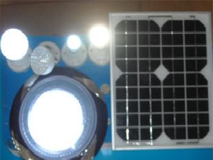 太陽能照明燈，一塊太陽能板帶4個3W的LED照明燈真正綠色照明工廠,批發,進口,代購