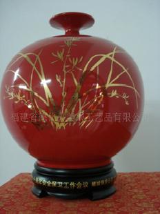 手繪蘭花中國紅瓶陶瓷瓷器工藝尊貴高檔商務禮品瓷器工廠,批發,進口,代購