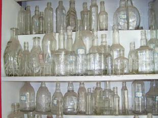多用玻璃瓶，酒瓶，飲鳥器玻璃瓶，醫用玻璃瓶批發・進口・工廠・代買・代購