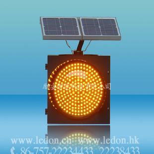 太陽能交通信號燈 LED交通信號燈 SG400熱銷中。。。工廠,批發,進口,代購