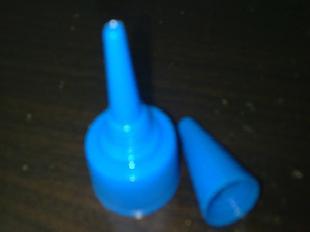 28/410PP藍色有線紋塑料尖頂蓋，塑料加工，塑料製品注塑工廠,批發,進口,代購