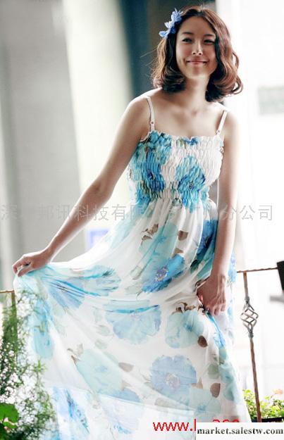 供應女性服裝，時尚女裝，日韓服裝，女裝批發工廠,批發,進口,代購