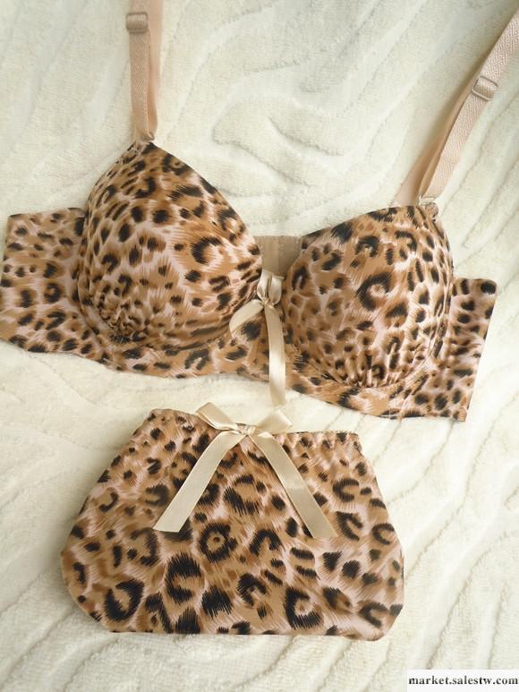 供應日系少女文胸內衣套裝  無痕內衣豹紋聚攏內衣套裝工廠,批發,進口,代購