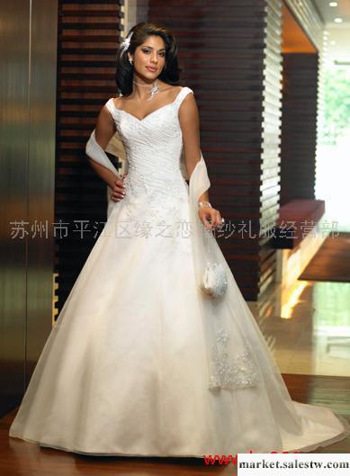 供應 婚紗  禮服工廠,批發,進口,代購