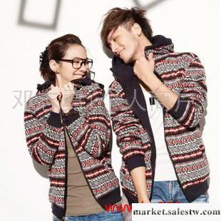 供應[風之逐]2011秋冬裝新款連帽雙面穿拉鏈情侶裝衛衣外套工廠,批發,進口,代購