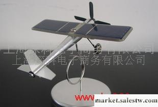 供應太陽能飛機模型 螺旋槳會轉動 DIY飛機模型 金屬飛機模型工廠,批發,進口,代購