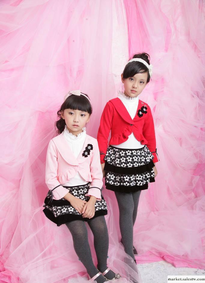 供應小巧可人2134女童裙套裝 品牌童裝 歡迎代理加盟工廠,批發,進口,代購
